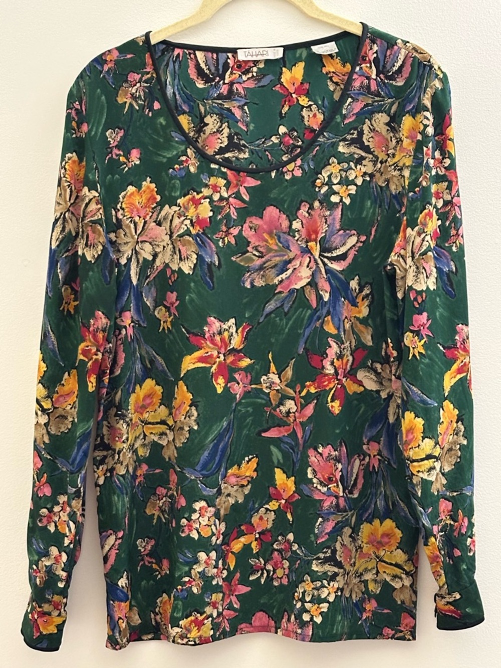 Vintage Tahari 100% Silk Green Watercolour Floral Long Sleeve Blouse Size 6